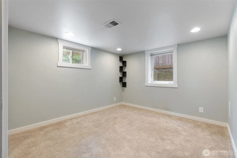 Property photo for 647 23rd Avenue, Longview photo 25
