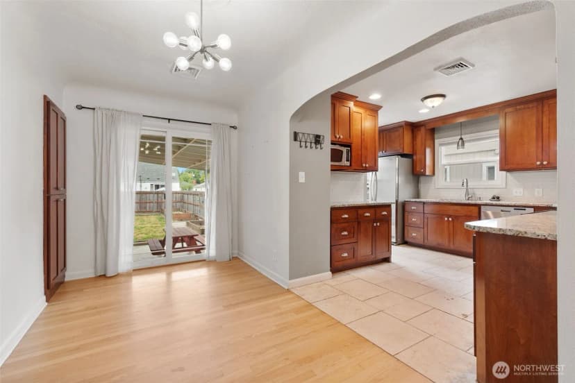 Property photo for 647 23rd Avenue, Longview photo 7