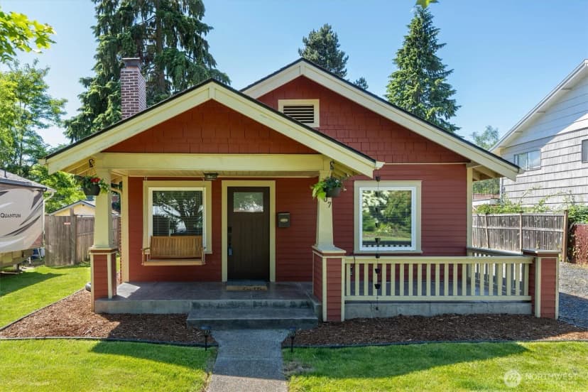 Property photo for 807 S Pearl Street, Centralia