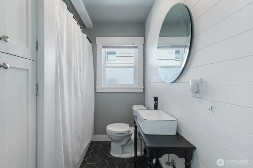 Property photo for 807 S Pearl Street, Centralia photo 17