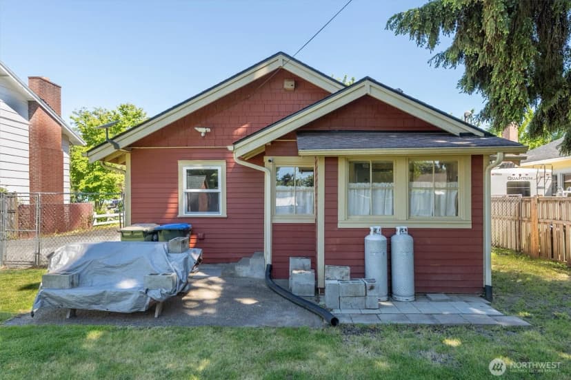 Property photo for 807 S Pearl Street, Centralia photo 29