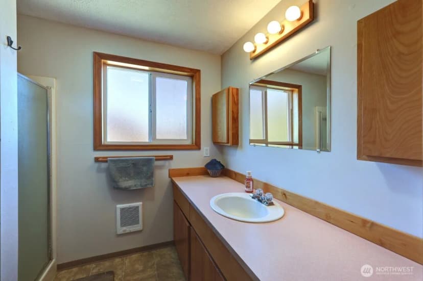 Property photo for 30308 H Street, Ocean Park photo 28