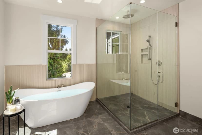 Property photo for 4515 150th Avenue Se, Bellevue photo 28