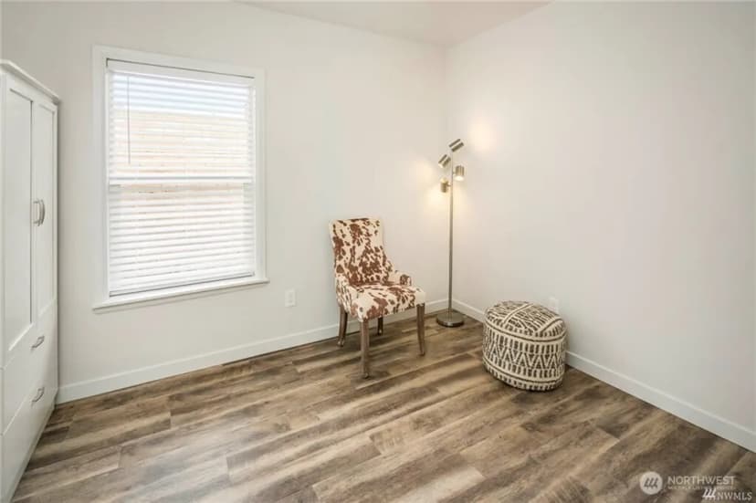 Property photo for 1529 Sturgus Avenue S, Seattle photo 12