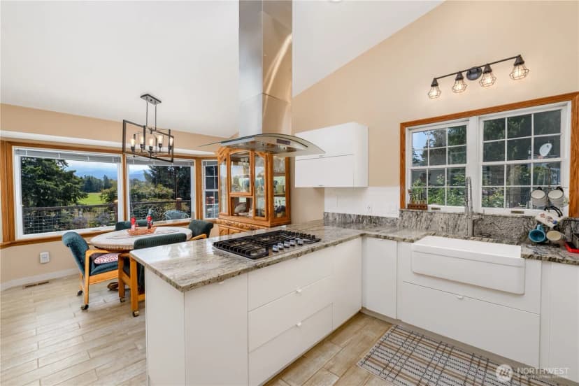 Property photo for 231 Madrona Terrace, Sequim photo 12