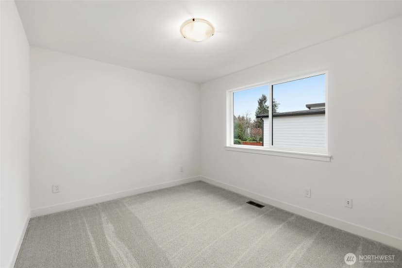 Property photo for 23706 84th Avenue W, Edmonds photo 34