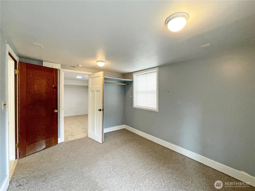Property photo for 1706 Ne 82nd St, Seattle photo 12