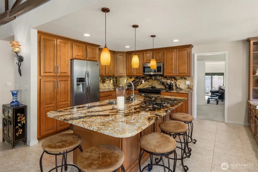 Property photo for 11186 Blue Pond Place Ne, Bainbridge Island photo 18