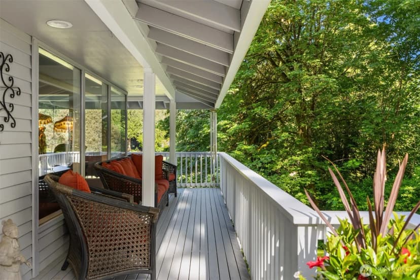 Property photo for 11186 Blue Pond Place Ne, Bainbridge Island photo 10