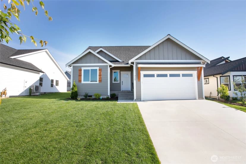 Property photo for 2178 Lagerwey Circle, Lynden