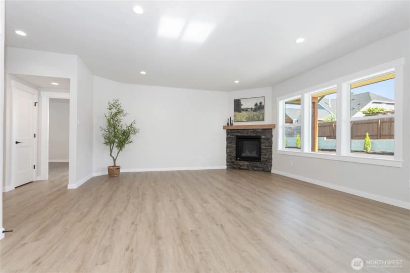 Property photo for 2178 Lagerwey Circle, Lynden photo 10