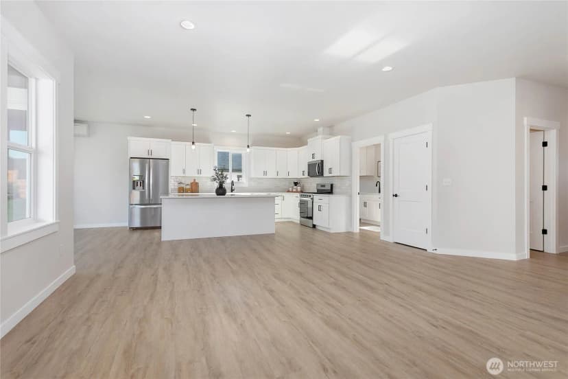 Property photo for 2178 Lagerwey Circle, Lynden photo 12