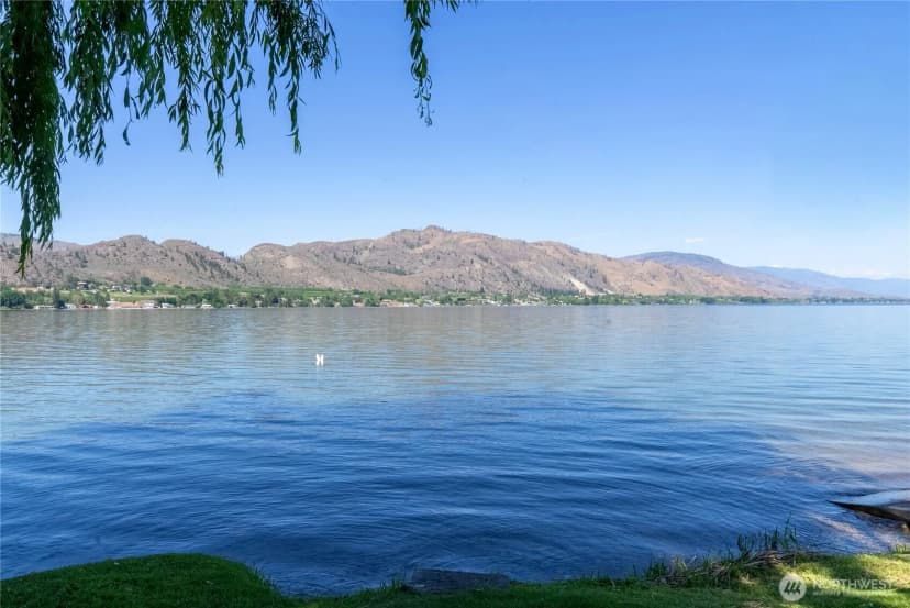 Property photo for 23 Lakeview Loop, Oroville photo 2
