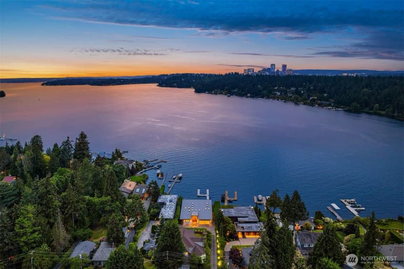 Property photo for Address withheld, Mercer Island photo 38