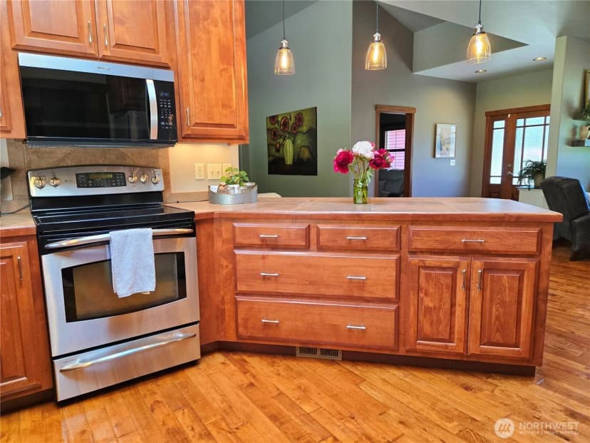 Property photo for 810 Big Pine Way, Forks photo 14