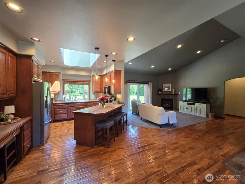 Property photo for 810 Big Pine Way, Forks photo 8