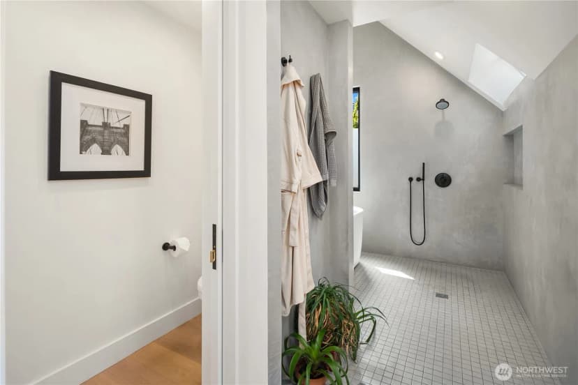 Property photo for 628 36th Avenue, Seattle photo 27