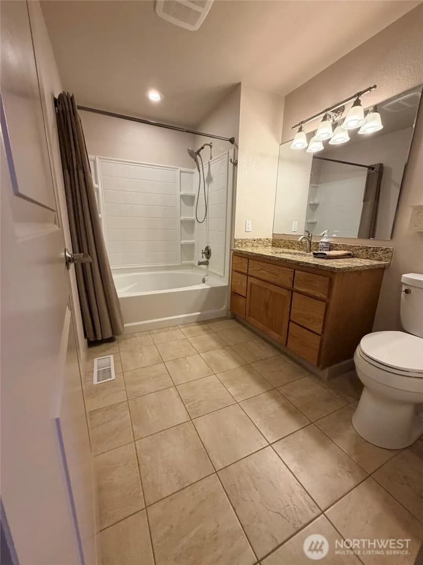 Property photo for 7909 Englewood Crest Drive, Yakima photo 12
