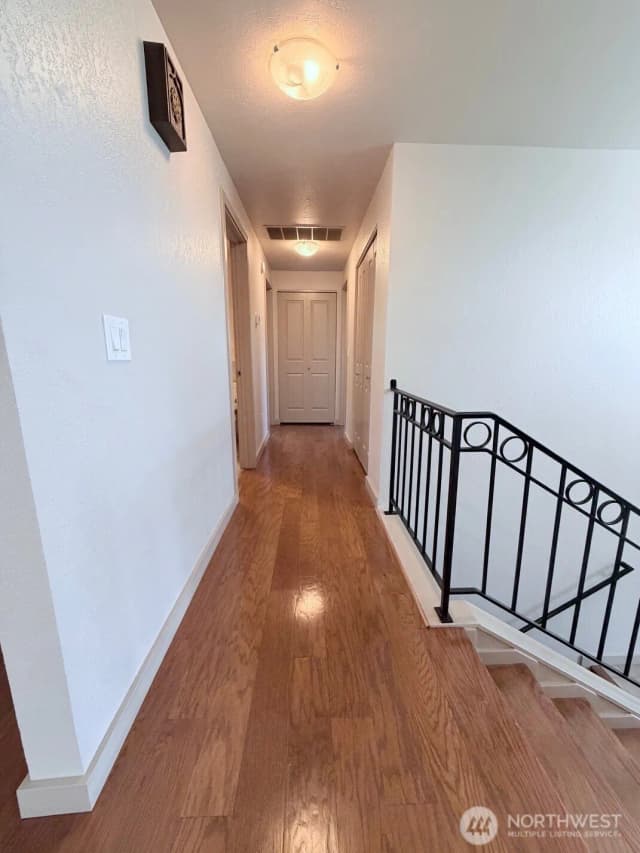 Property photo for 7909 Englewood Crest Drive, Yakima photo 5
