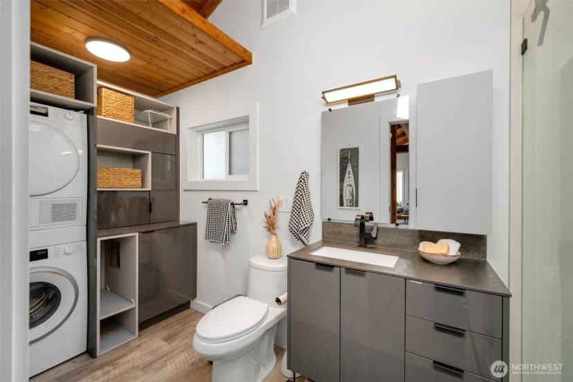 Property photo for 2770 Westlake Avenue N #3, Seattle photo 15