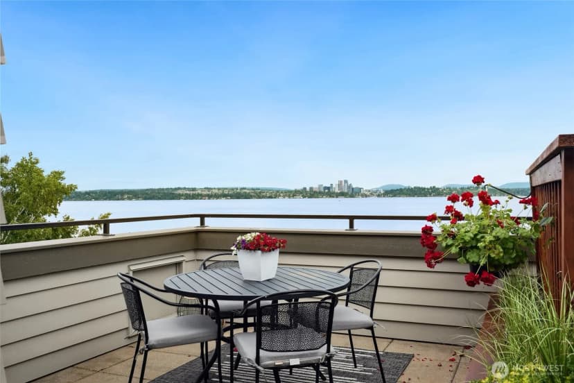 Property photo for 506 Lakeside Avenue S #w1, Seattle photo 30