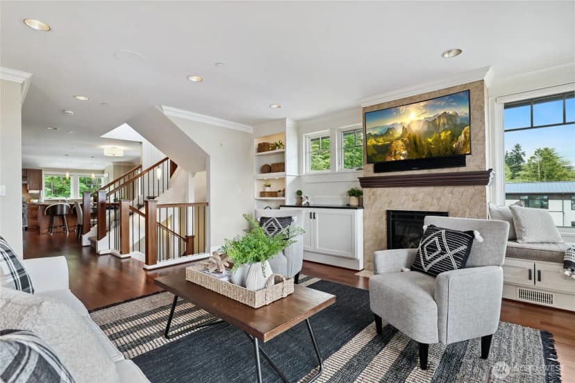 Property photo for 506 Lakeside Avenue S #w1, Seattle photo 7