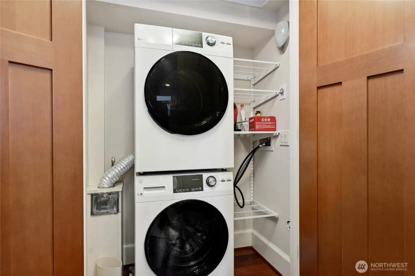 Property photo for 506 Lakeside Avenue S #w1, Seattle photo 35