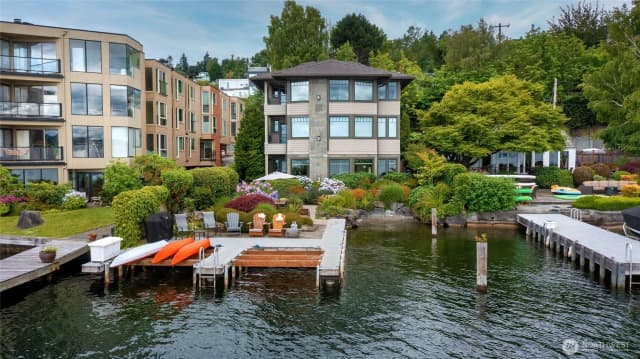 Property photo for 506 Lakeside Avenue S #w1, Seattle