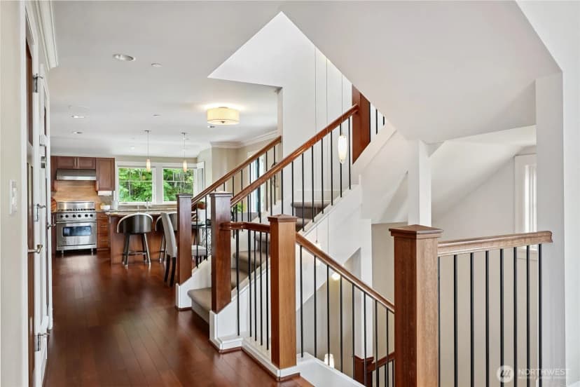 Property photo for 506 Lakeside Avenue S #w1, Seattle photo 17