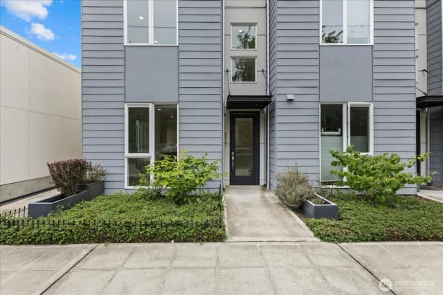 Property photo for 8561 Mary Avenue Nw, Seattle photo 3