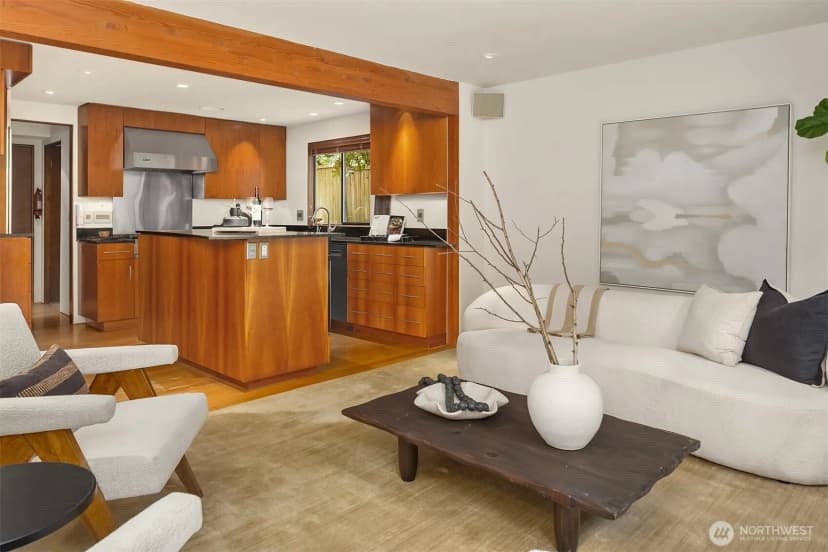 Property photo for 10020 Ne 27th Street, Bellevue photo 14