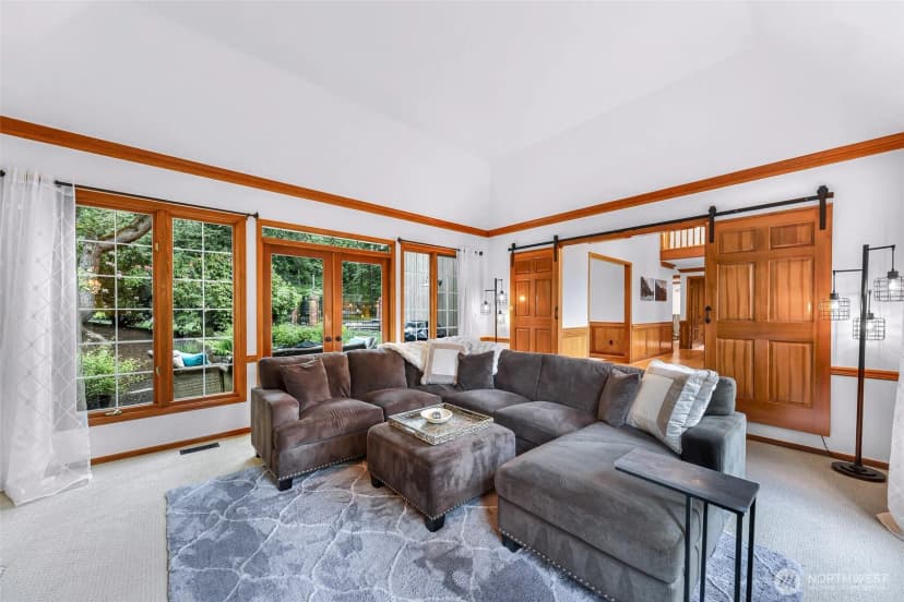 Property photo for 21830 Ne 69th Street, Redmond photo 6