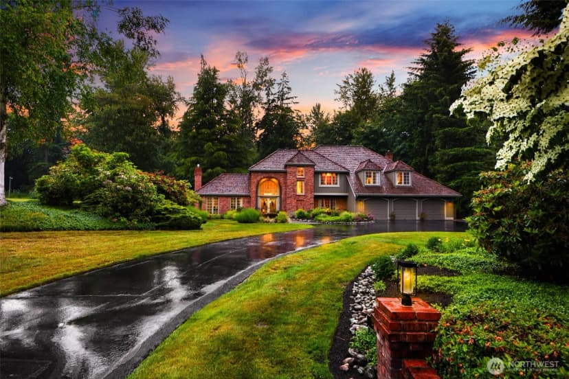 Property photo for 21830 Ne 69th Street, Redmond