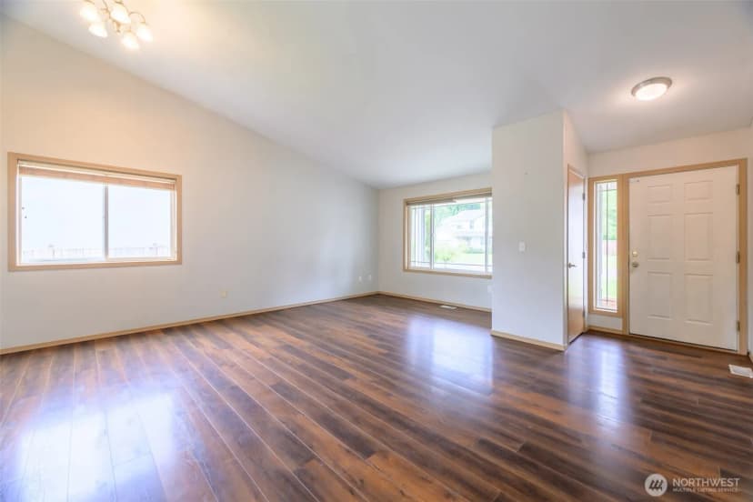 Property photo for 10504 248th Street Ct E, Graham photo 4