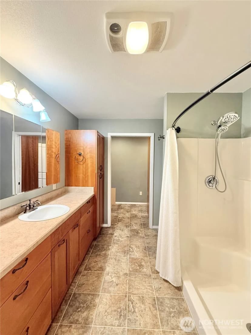 Property photo for 727 Kenwood Street, Omak photo 31