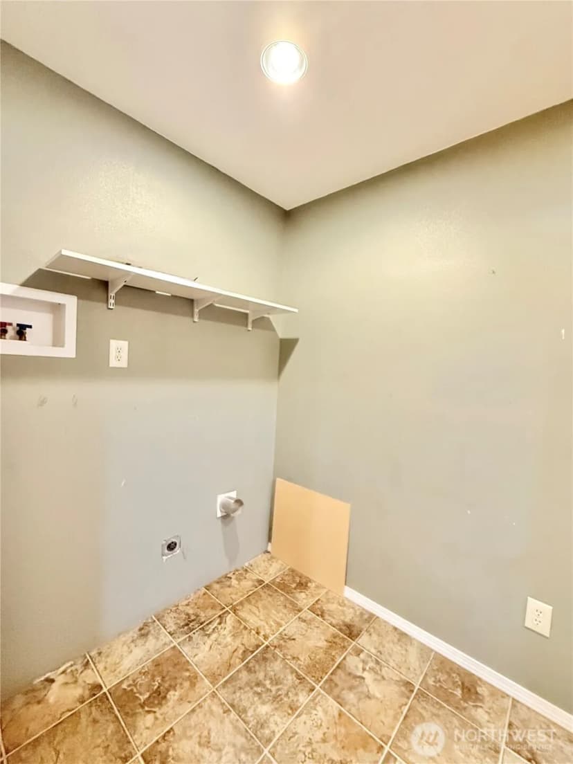 Property photo for 727 Kenwood Street, Omak photo 38