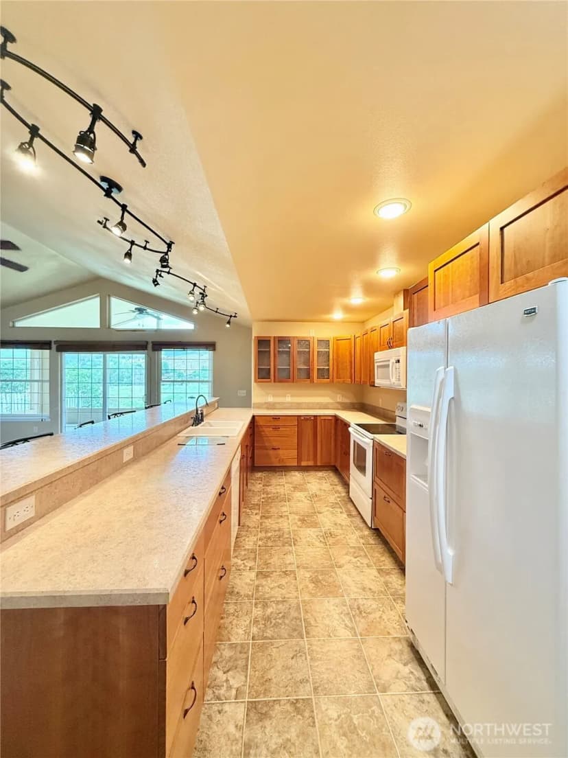 Property photo for 727 Kenwood Street, Omak photo 22