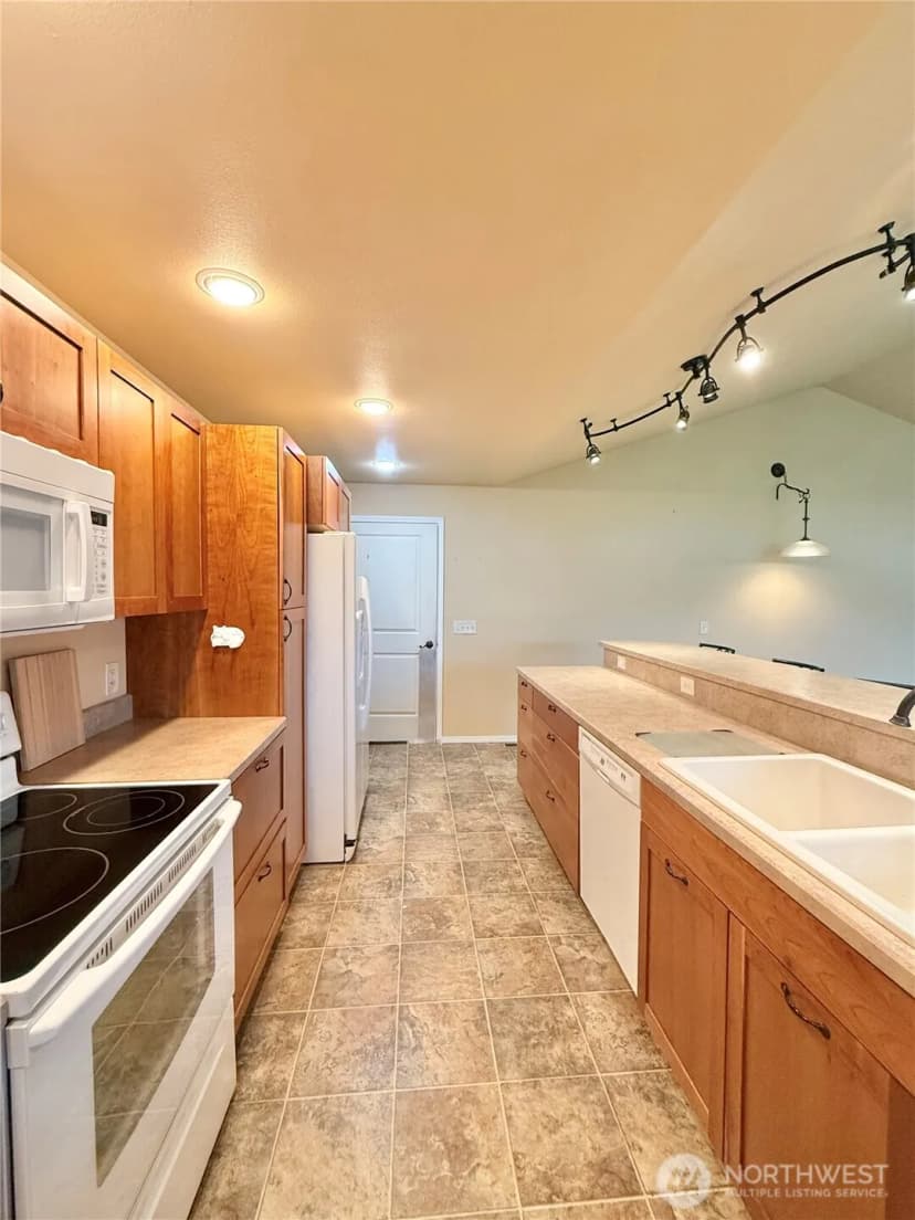 Property photo for 727 Kenwood Street, Omak photo 26