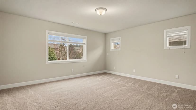 Property photo for 17321 40th Avenue Se, Bothell photo 18