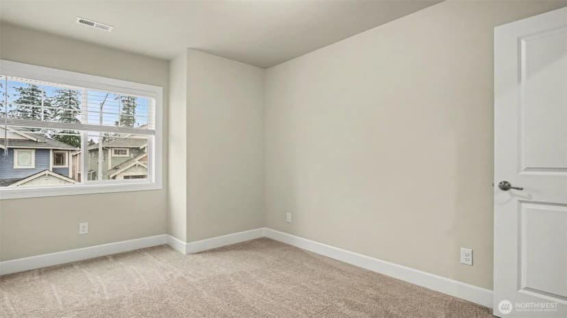 Property photo for 17321 40th Avenue Se, Bothell photo 30