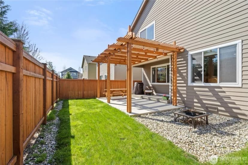 Property photo for 17321 40th Avenue Se, Bothell photo 32