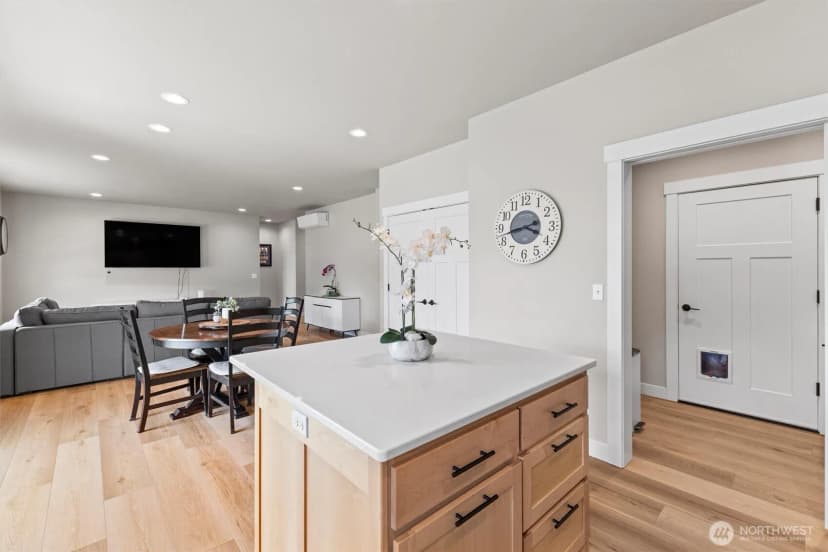 Property photo for 2193 Lagerwey Circle, Lynden photo 10