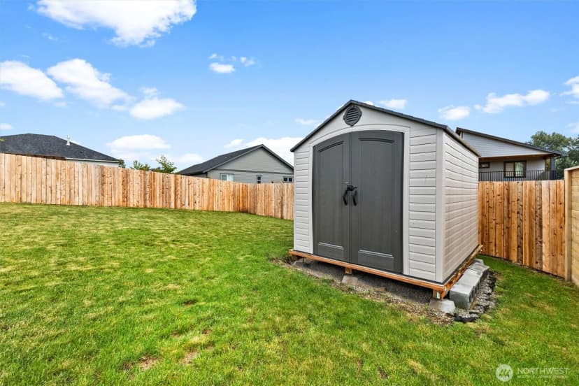 Property photo for 2193 Lagerwey Circle, Lynden photo 24