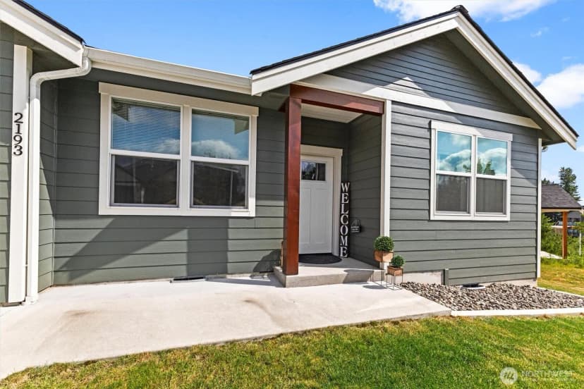 Property photo for 2193 Lagerwey Circle, Lynden photo 3