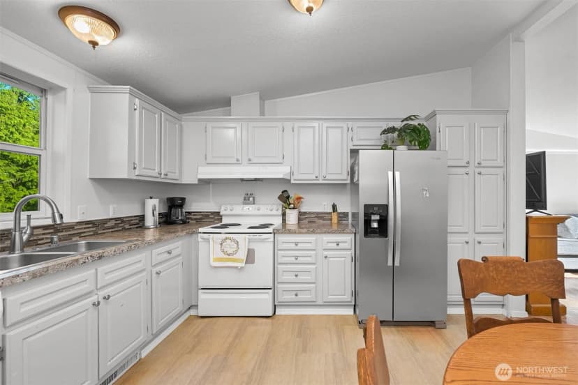 Property photo for 2174 Yew Street Road #22, Bellingham photo 19