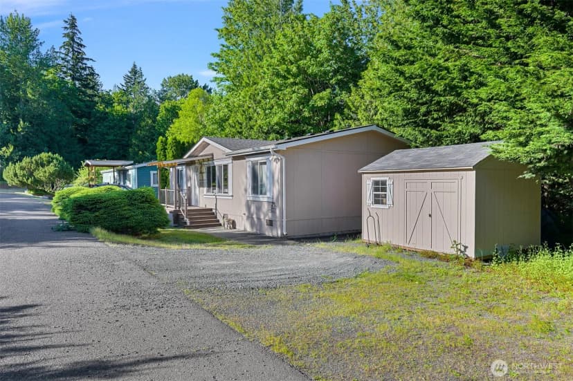 Property photo for 2174 Yew Street Road #22, Bellingham photo 3