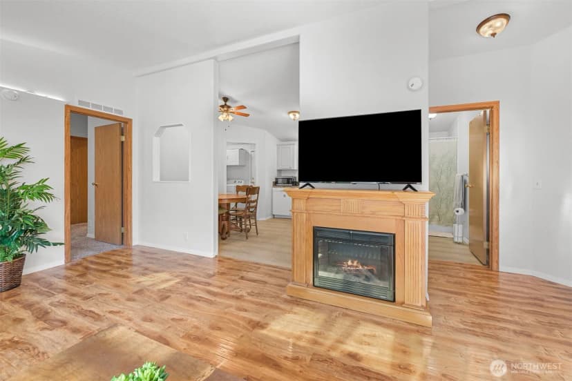 Property photo for 2174 Yew Street Road #22, Bellingham photo 10