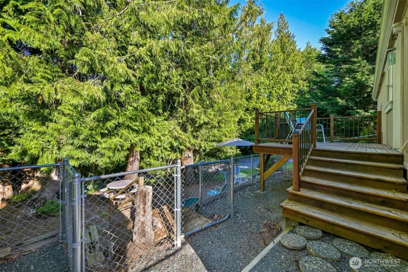Property photo for 2174 Yew Street Road #22, Bellingham photo 27