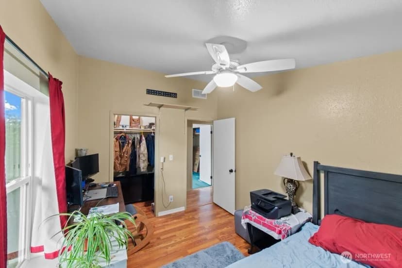 Property photo for 847 N Bretz Pr Ne, Richland photo 20