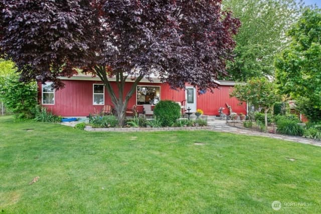 Property photo for 847 N Bretz Pr Ne, Richland